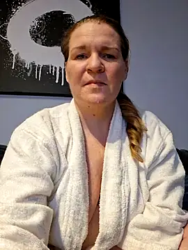 less-is-moore online show from February 2026 02:56:02 PM