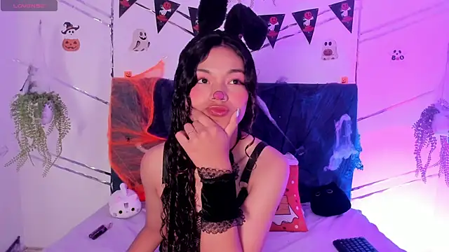 Snapshot of Camilla_Miller01 chatting on October 2025 02:51:02 PM Camilla Miller01 online show from October 2025 02:51:02 PM