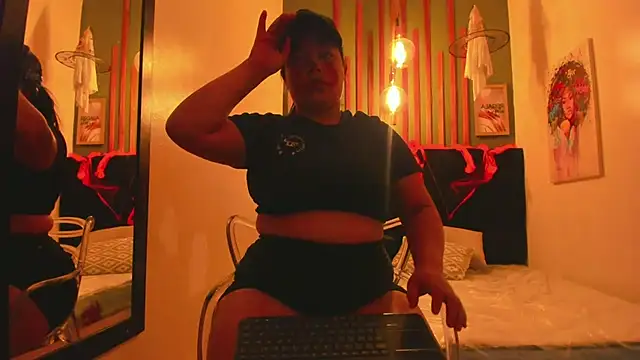 Laura Sex19 online show from October 2025 12:28:02 PM