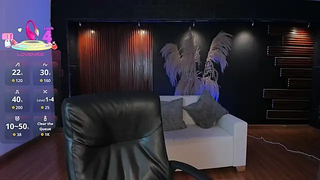 AidaJones online show from September 2025 12:38:02 PM