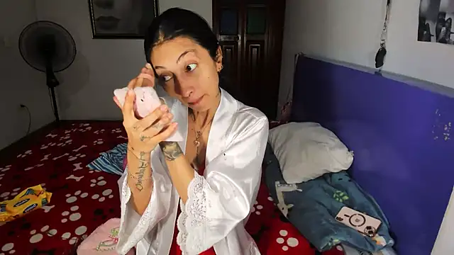 Anais lux online show from July 2026 11:28:01 PM