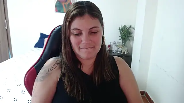 Secret Bella online show from January 2026 10:47:02 PM