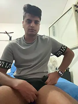 Noam7080z online show from November 2025 05:35:02 PM