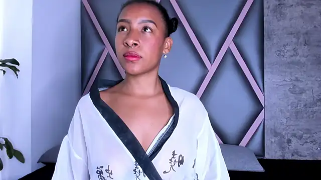 Snapshot of Euphoria_07 chatting on November 2025 03:51:02 AM Euphoria 07 online show from November 2025 03:51:02 AM