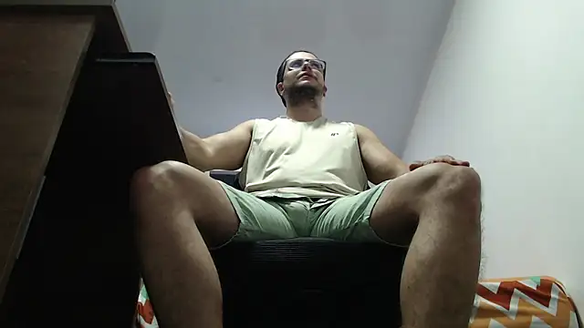 cloudsxxx online show from September 2025 02:41:01 PM