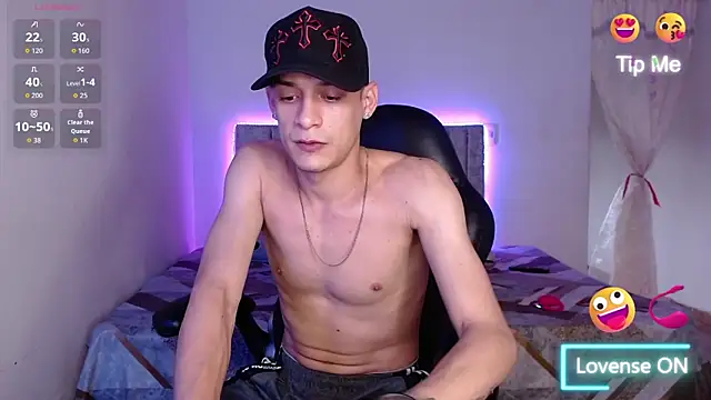 Ethanho0t online show from May 2026 06:50:01 PM