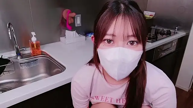 MOEMOE-Q online show from June 2026 05:05:01 PM