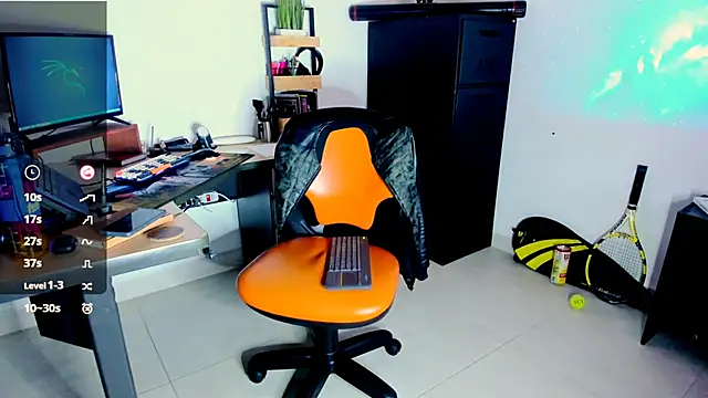 Issabella Davinci online show from September 2025 01:37:01 PM