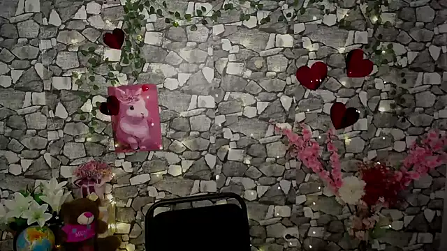 Snapshot of Amanda_Bright_ chatting on November 2025 06:13:01 AM Amanda Bright online show from November 2025 06:13:01 AM