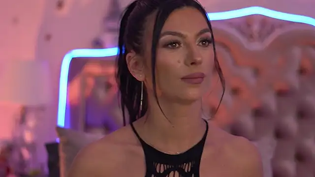 KinkyAmelie online show from January 2026 06:00:02 PM