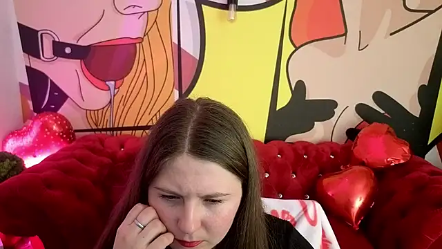 Snapshot of CraveeDoll chatting on February 2026 08:04:01 PM CraveeDoll online show from February 2026 08:04:01 PM