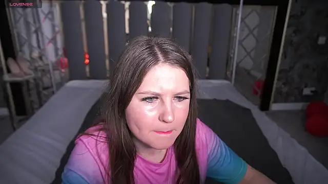 Snapshot of CraveeDoll chatting on March 2026 08:15:01 PM CraveeDoll online show from March 2026 08:15:01 PM