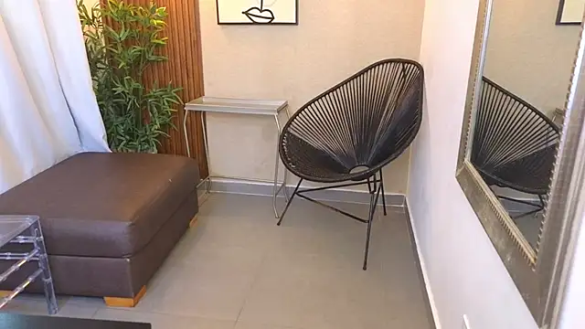 Lia Mar  online show from October 2025 06:02:01 PM