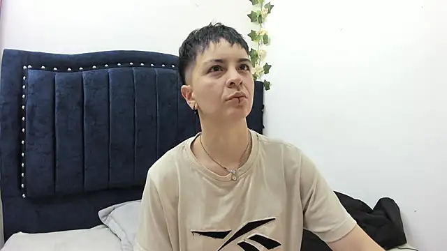  Hannah Hot online show from November 2025 01:40:01 AM