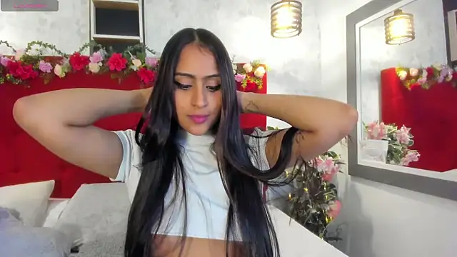 SarahEscobarr online show from October 2025 04:35:02 AM