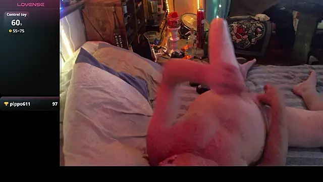 Snapshot of Pussyeat2please chatting on March 2026 10:10:01 AM Pussyeat2please online show from March 2026 10:10:01 AM