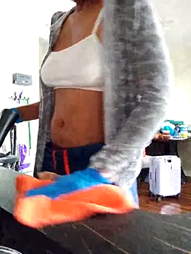 Snapshot of MzWettWett247 chatting on October 2025 01:56:02 PM MzWettWett247 online show from October 2025 01:56:02 PM