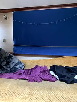 ladyboatlady online show from December 2025 02:13:02 PM