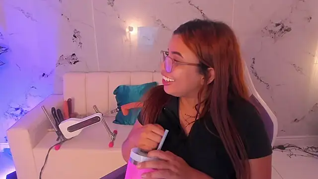 Snapshot of scarlett_enjoy1 chatting on September 2025 05:39:02 AM scarlett enjoy1 online show from September 2025 05:39:02 AM