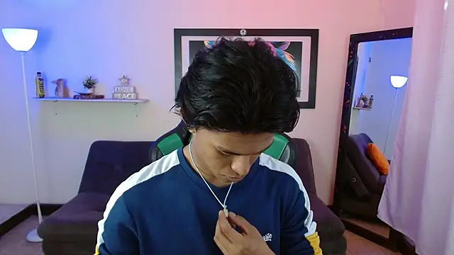 dreyk20 online show from December 2025 02:02:02 PM