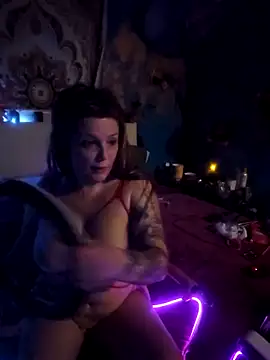 delish dahlia online show from February 2026 07:15:02 AM