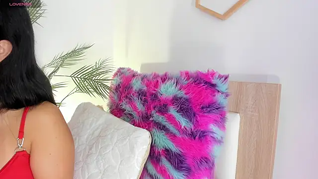 Hadid Jimenez  online show from November 2025 07:45:02 PM