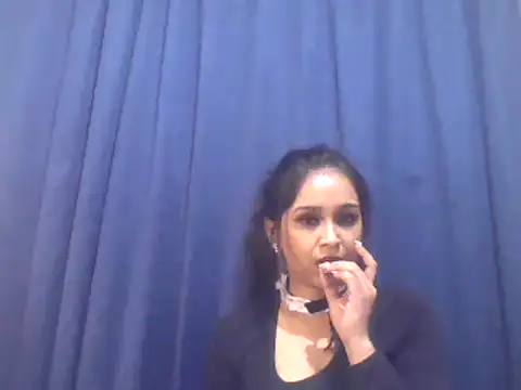cute indianxo online show from October 2025 05:15:02 PM