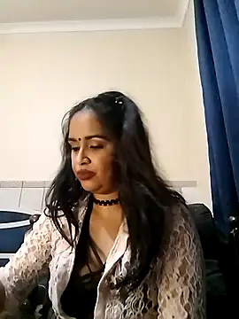 cute indianxo online show from February 2026 06:27:01 PM