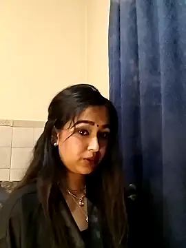 Snapshot of cute_indianxo chatting on May 2026 08:04:02 PM cute indianxo online show from May 2026 08:04:02 PM