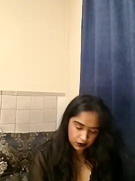 Snapshot of cute_indianxo chatting on May 2026 10:07:01 PM cute indianxo online show from May 2026 10:07:01 PM