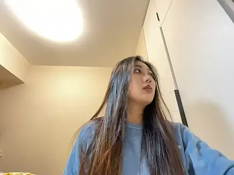 xena0501 online show from December 2025 12:36:01 PM