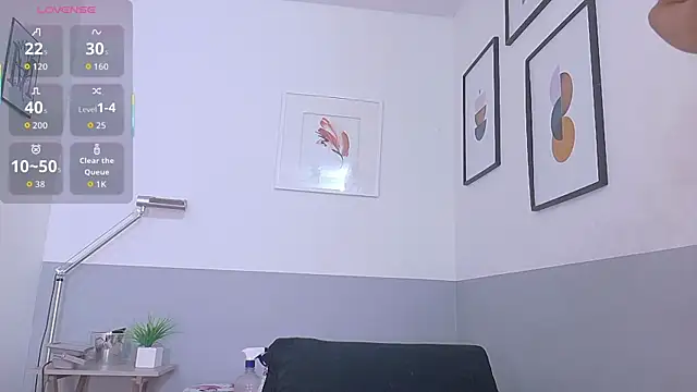 cutepetitee online show from January 2026 07:48:02 PM