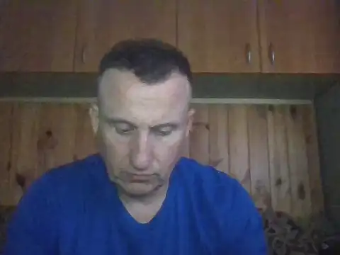 Maksymilian1 online show from September 2025 05:40:01 PM