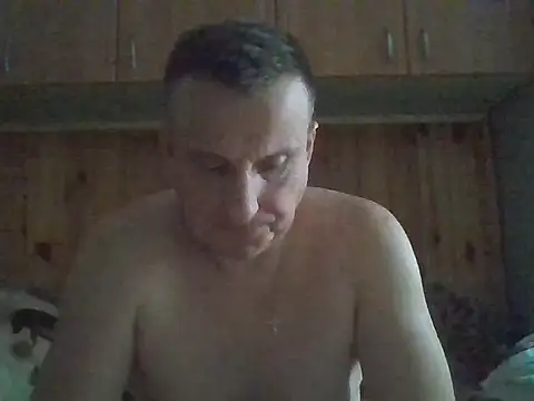Maksymilian1 online show from November 2025 01:43:01 PM