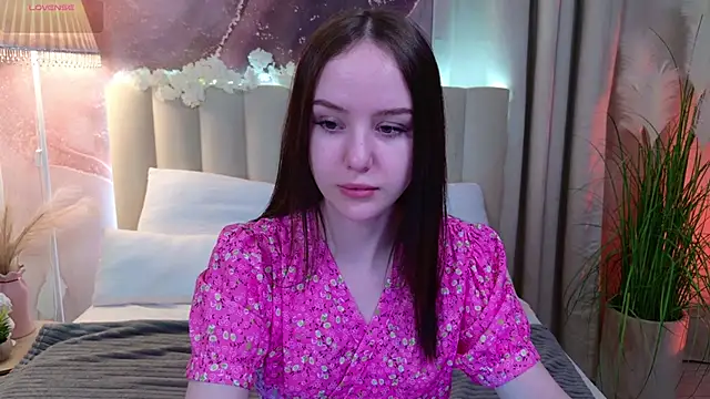 Snapshot of MarySparkle chatting on September 2025 02:49:01 AM MarySparkle online show from September 2025 02:49:01 AM