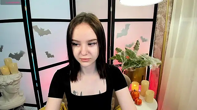 Snapshot of MarySparkle chatting on October 2025 04:35:01 AM MarySparkle online show from October 2025 04:35:01 AM