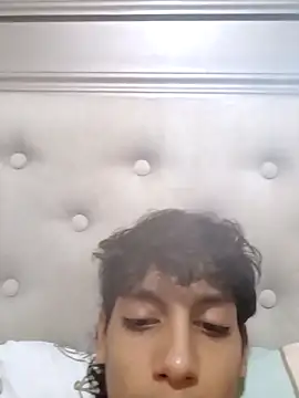 Snapshot of axel_rousse2 chatting on October 2025 10:36:01 PM axel rousse2 online show from October 2025 10:36:01 PM