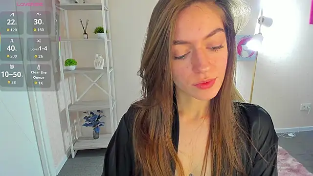 Agnes Wells online show from September 2025 08:08:01 AM