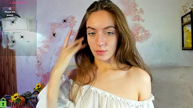 Agnes Wells online show from October 2025 09:42:01 AM