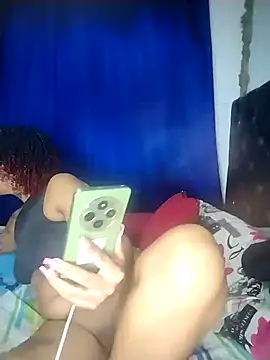 Snapshot of Vale_Nikol21 chatting on September 2025 01:38:02 AM Vale Nikol21 online show from September 2025 01:38:02 AM