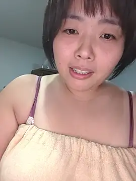 Snapshot of yukari_0011 chatting on September 2025 10:28:01 AM yukari 0011 online show from September 2025 10:28:01 AM