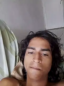 Snapshot of MctyRappp chatting on February 2026 02:14:01 PM MctyRappp online show from February 2026 02:14:01 PM