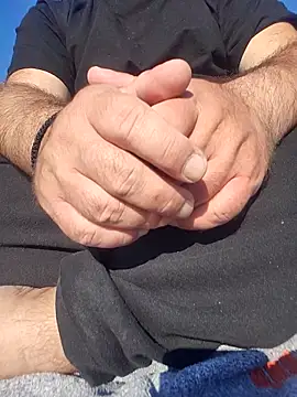 Snapshot of Nesch82 chatting on February 2026 01:56:01 PM Nesch82 online show from February 2026 01:56:01 PM