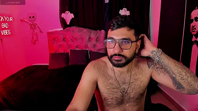 DanteAndVictoria online show from October 2025 01:50:02 AM