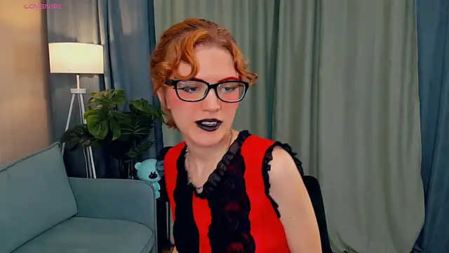 Snapshot of EdlinGathright chatting on October 2025 04:00:01 AM EdlinGathright online show from October 2025 04:00:01 AM