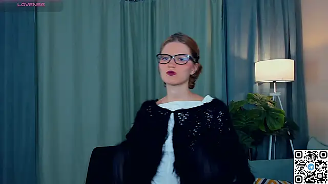 EdlinGathright online show from November 2025 05:21:01 AM