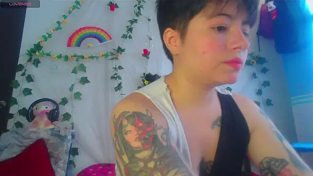 Mitsuha gate online show from December 2025 02:33:01 PM