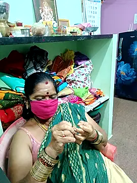 Snapshot of amuthasree chatting on September 2025 05:29:02 PM amuthasree online show from September 2025 05:29:02 PM