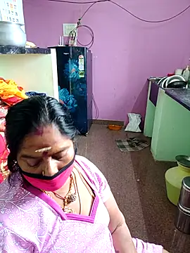 Snapshot of amuthasree chatting on October 2025 10:10:02 AM amuthasree online show from October 2025 10:10:02 AM