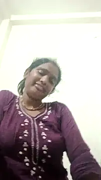 Guriya0076 online show from June 2026 01:17:02 PM